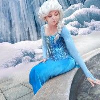 Cosplayeuse qui ne nous laisse pas de glace #LaReineDesNeiges #Frozen