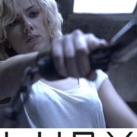 #Lucy domine le box Office US. Elle écrase le film Hercule.