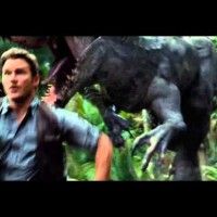 #JurassicWorld / Extrait 2 ''Owen échappe à L'Indominus Rex '' VOST  [Au #Cinéma le 10 Juin]