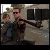 #Terminator a de l'#Humour #Selfie #Cinéma #Insolite