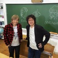 Photo du #Mangaka #NaokiUrasawa (Monster, #BillyBat) et Komuro Tetsuya de TM Network, #Compositeur de chansons #CityHunter (Get Wild) pour u... [lire la suite]