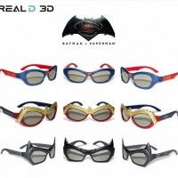 #BatmanVSuperman:LAubeDeLaJustice Quelle lunette 3D préférez-vous ? #DcComics