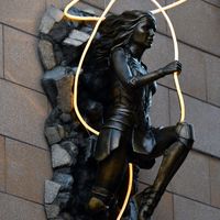 Statue Wonder Woman au Vue West End 3 Cranbourn Street Leicester Square