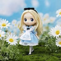 Q posket Doll Disney Character Alice In Wonderland
