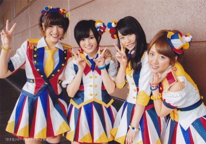 Fortune Cookies des AKB48 en version moderne et vintage