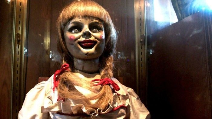 Annabelle : votre selfie avec la poupée maudite de Conjuring